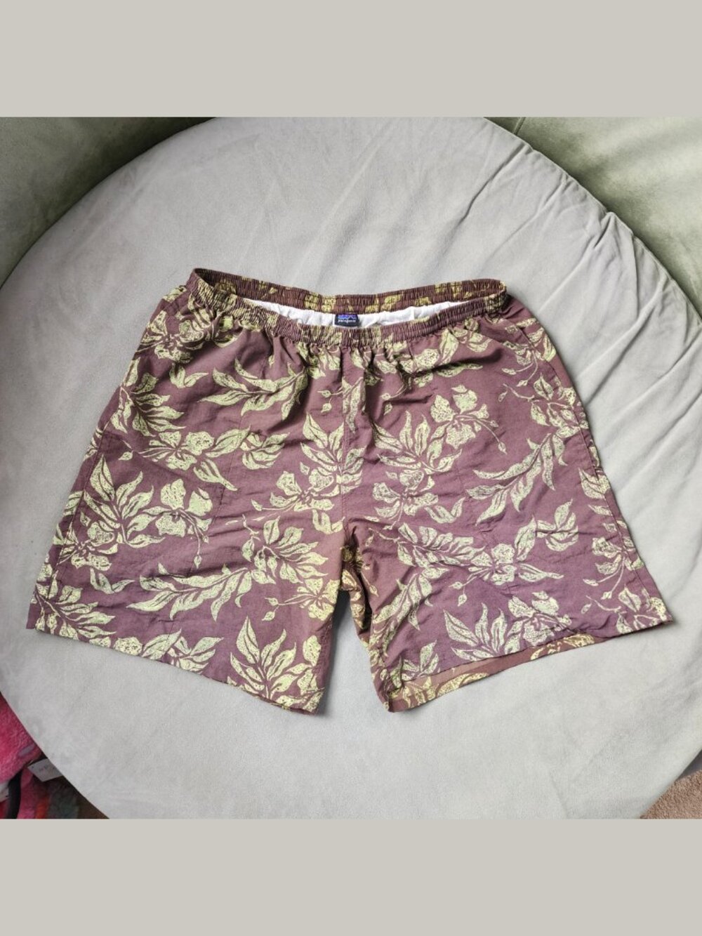 Patagonia Men’s Swim Trunks XL Brown Green Board Shorts Elastic Waist Pockets